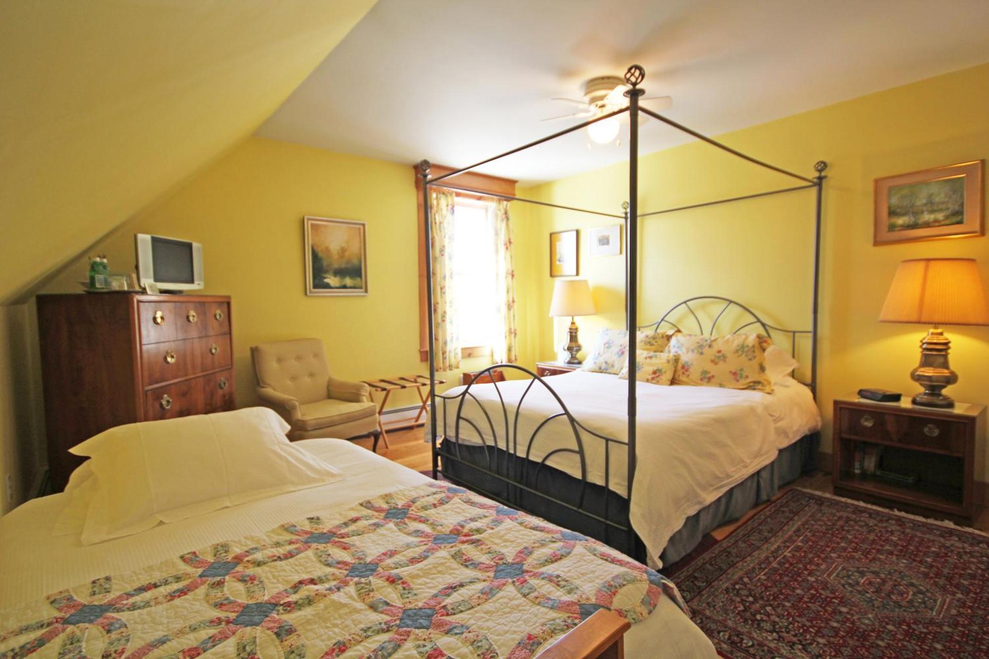 Highland Lake Inn Andover Phòng bức ảnh
