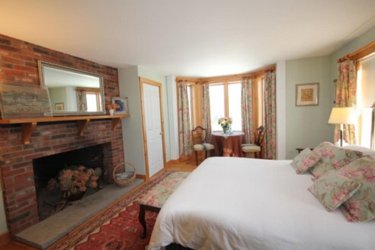 Highland Lake Inn Andover Ngoại thất bức ảnh